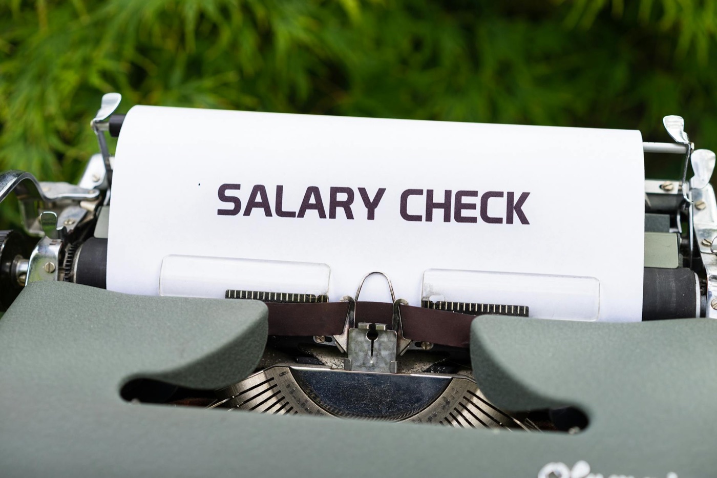 Payroll processing and CIS — compliant payslips and reporting for employers